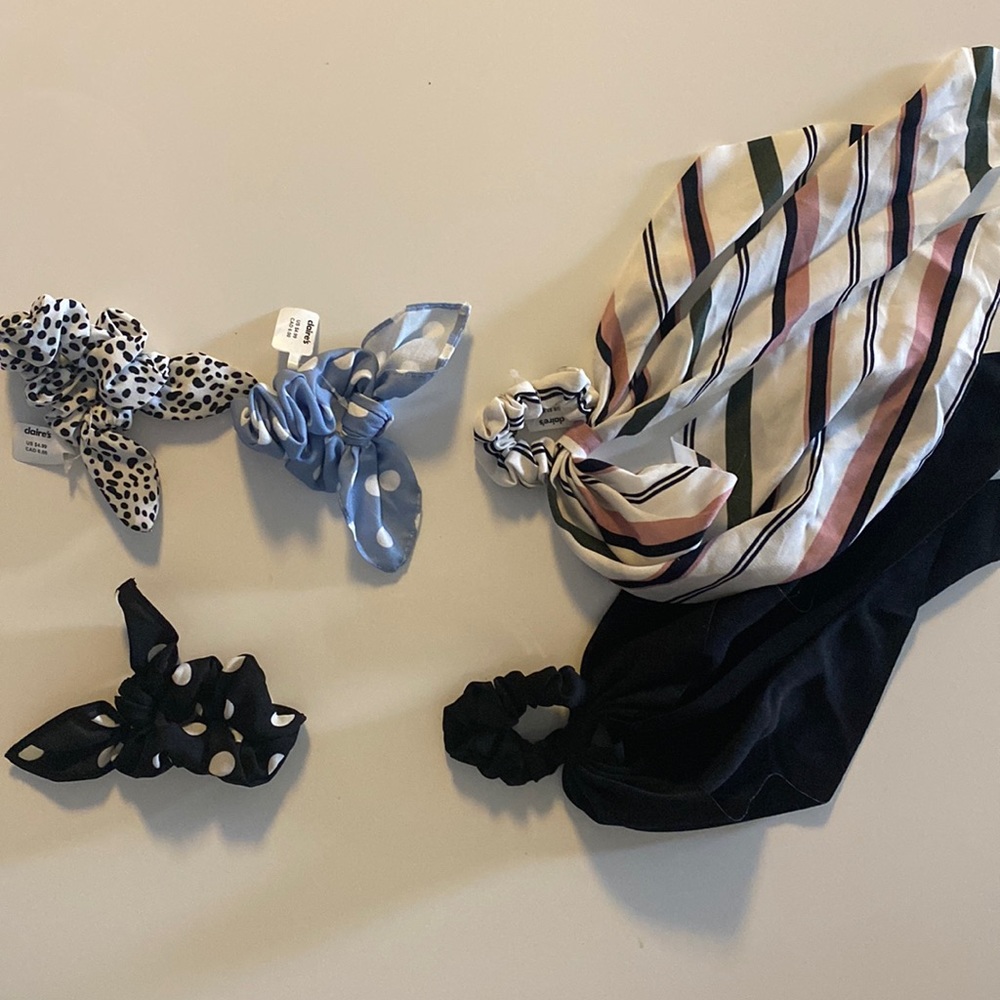 Hair ties with bows